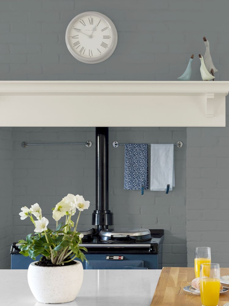 Laura Ashley Slate Grey 2.5 Litre Kitchen And Bathroom Paint - Image 1 of 4