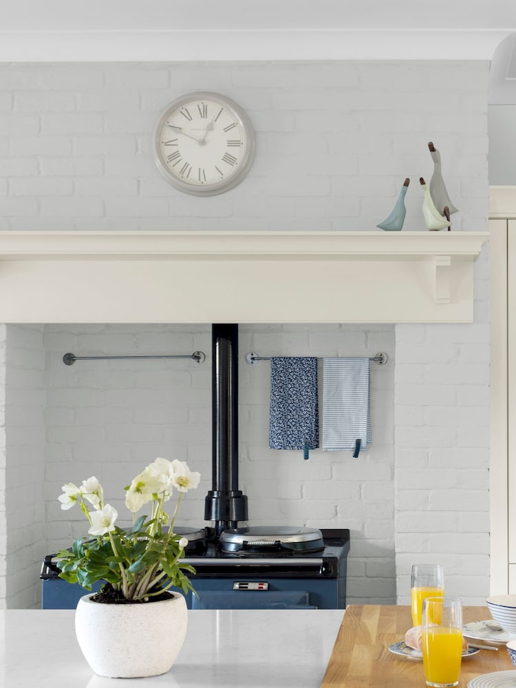 Laura Ashley Silver White Kitchen And Bathroom Paint - Image 1 of 4