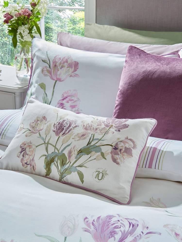 Подушка Laura Ashley Gosford Anniverary Feather Filled 100% Cotton Cushion - Изображение 2 из 4 Подушка Laura Ashley Gosford Anniverary Feather Filled 100% Cotton Cushion - Изображение 2 из 4