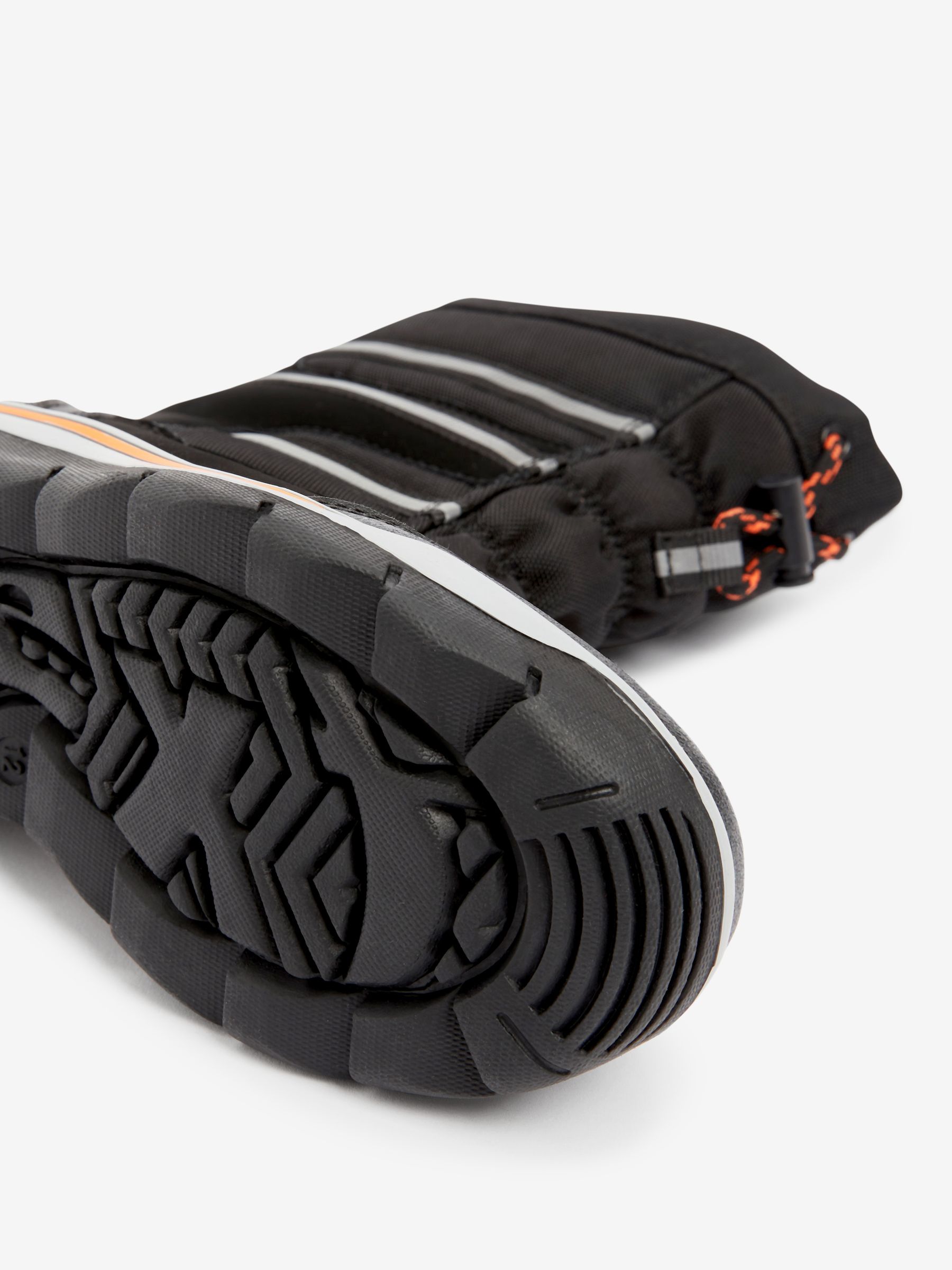 Warm water resistant boots shop