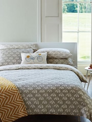 Scion Grey Snow Drop 100% Cotton Oxford Pillowcase - Image 2 of 4