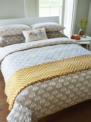 Scion Grey Snow Drop 100% Cotton Oxford Pillowcase - Image 3 of 4