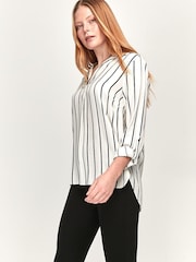 M&Co Schlupf-Oberteil für Damen mit breiten Streifen, Weiß - Bild 1 von 3