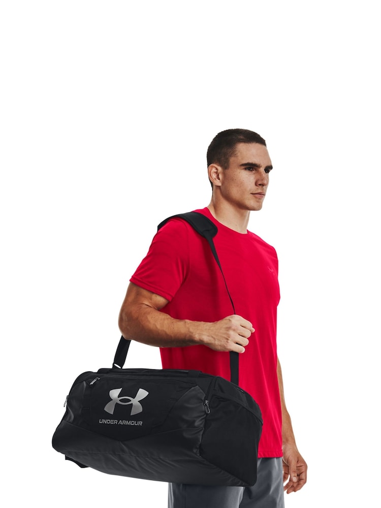 Черный - Маленькая сумка дафл Under Armour 5.0 - Image 8 of 8 Черный - Маленькая сумка дафл Under Armour 5.0 - Image 8 of 8