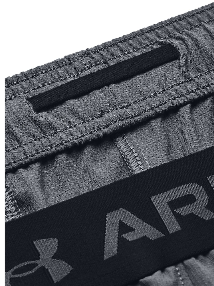 Grau - Under Armour Vanish Web-Shorts - Bild 9 von 9 Grau - Under Armour Vanish Web-Shorts - Bild 9 von 9