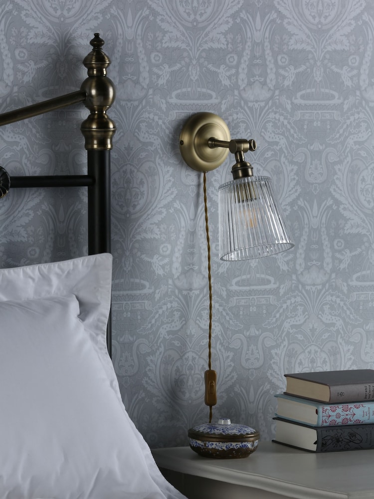 Laura Ashley Antique Brass Callaghan Plug In Wall Light - Image 2 of 4