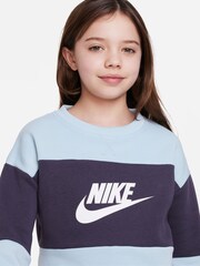 Nike Blue Sweatshirt and Shorts Tracksuit - Image 4 of 8