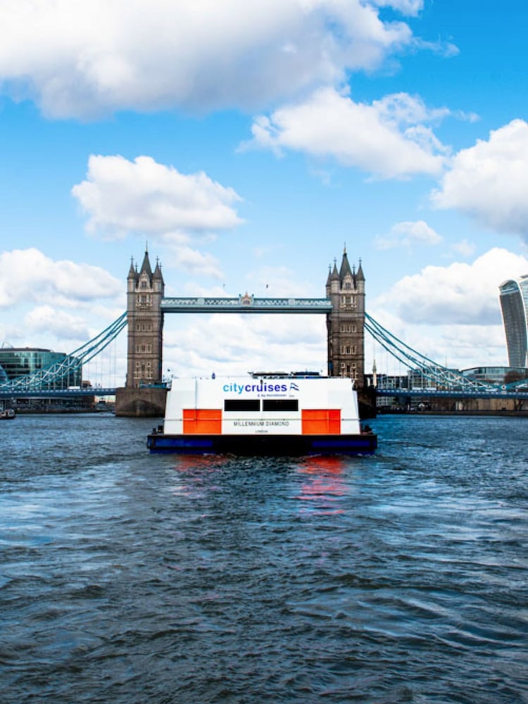 Virgin Experience Days Champagne Afternoon Tea And Thames River Cruise for Two - Image 1 of 4