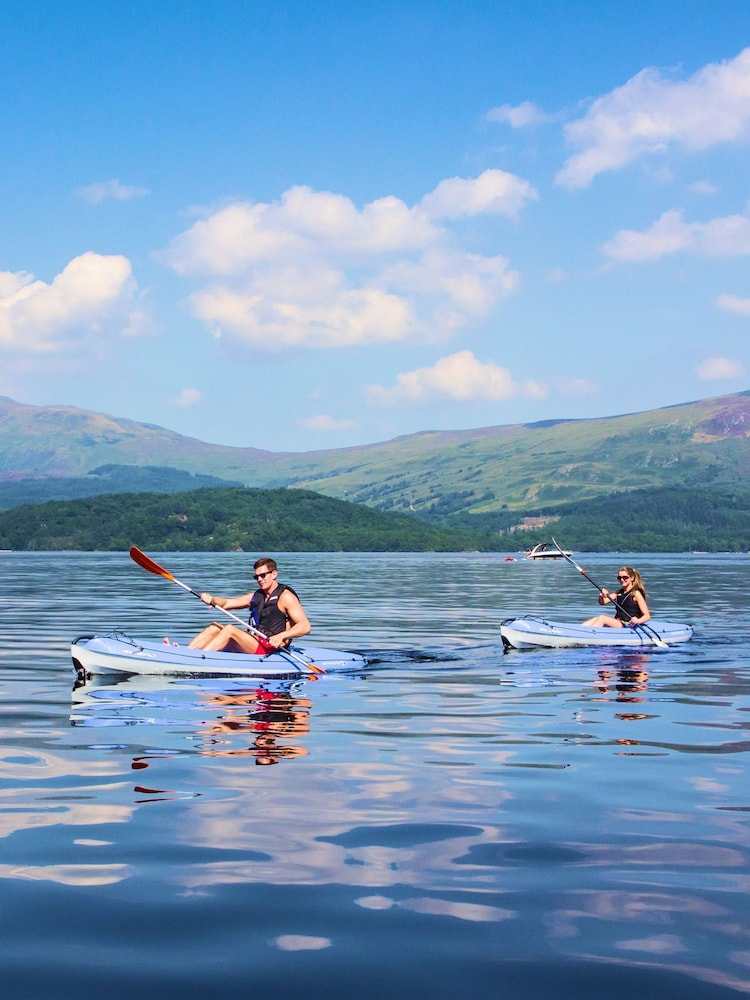 Virgin Experience Days Kayaking Loch Lomond - Image 1 of 4