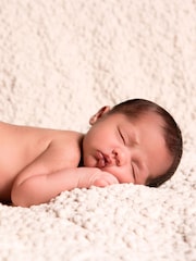 Virgin Experience Days Bump To Baby Photoshoot - Image 1 of 1