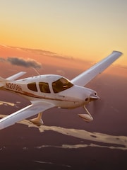 Virgin Experience Days Land Away Flying Lesson - Image 1 of 4