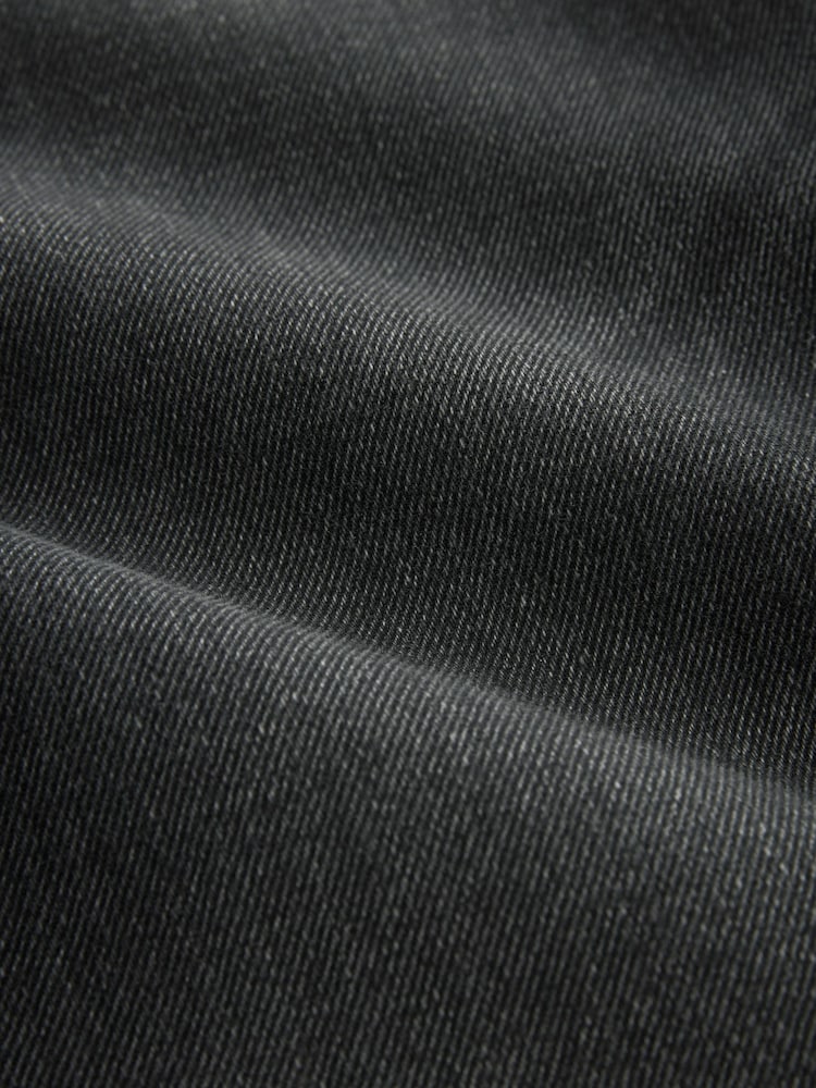 Schwarze Waschung - Authentic Jeans aus 100 % Baumwolle - Bild 11 von 11 Schwarze Waschung - Authentic Jeans aus 100 % Baumwolle - Bild 11 von 11