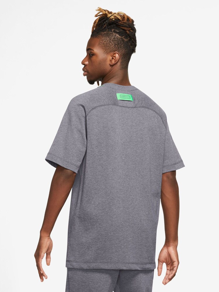Nike Grey Liverpool FC Short-Sleeve Football Top - Image 2 of 3