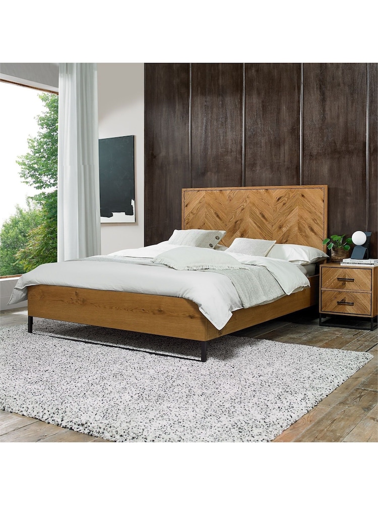 Bentley Designs Natural Riva Oak Panel Bedstead - Image 4 of 4