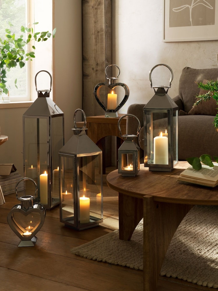 Silver Heart Metal Mini Lantern Candle Holder - Image 4 of 6