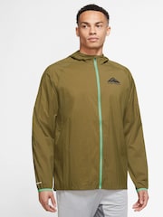 Nike Green Trail Aireez Lightweight Trail Running Jacket - Image 3 of 4