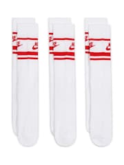 Nike White/Red Sportswear Everyday Essential White Crew Socks 3 Pack - Image 2 of 4