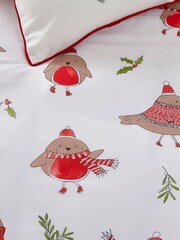 Catherine Lansfield Red Christmas Robins Duvet Cover and Pillowcase Set - Image 3 of 4
