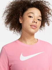 Rot - Nike Dri-FIT T-Shirt mit Swoosh-Logo - Bild 4 von 4