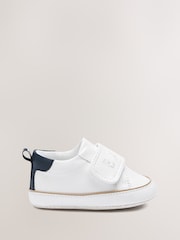 أبيض - حذاء رياضي مبطن للأولاد من Baker By Ted Baker - صورة 1 من 4