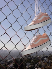 Розовый - Кроссовки для девочек Vans Ward - Изображение 2 из 2