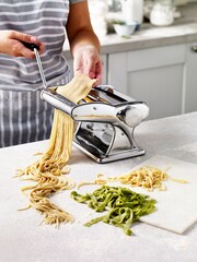 Lakeland Chrome Pasta Machine - Image 1 of 3