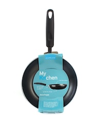 Lakeland Pewter Grey Classic 20cm Aluminium Frying Pan - Image 4 of 4