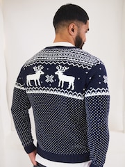 Marineblau - The Little Tailor Weihnachtspullover für Herren aus 100 % Baumwolle mit Rentier und Norwegermuster - Bild 3 von 4