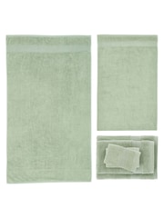 Catherine Lansfield 6 Piece Green Anti-Bacterial Towel Bale - Image 4 of 5
