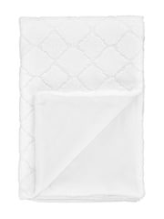 Catherine Lansfield White Teddy Cosy and Soft Diamond Fleece Throw - Image 4 of 4