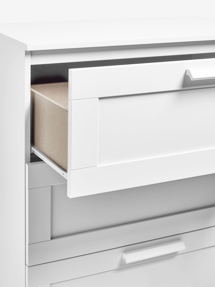 White Flynn 4 Drawer Chest of Drawers - Image 2 of 10