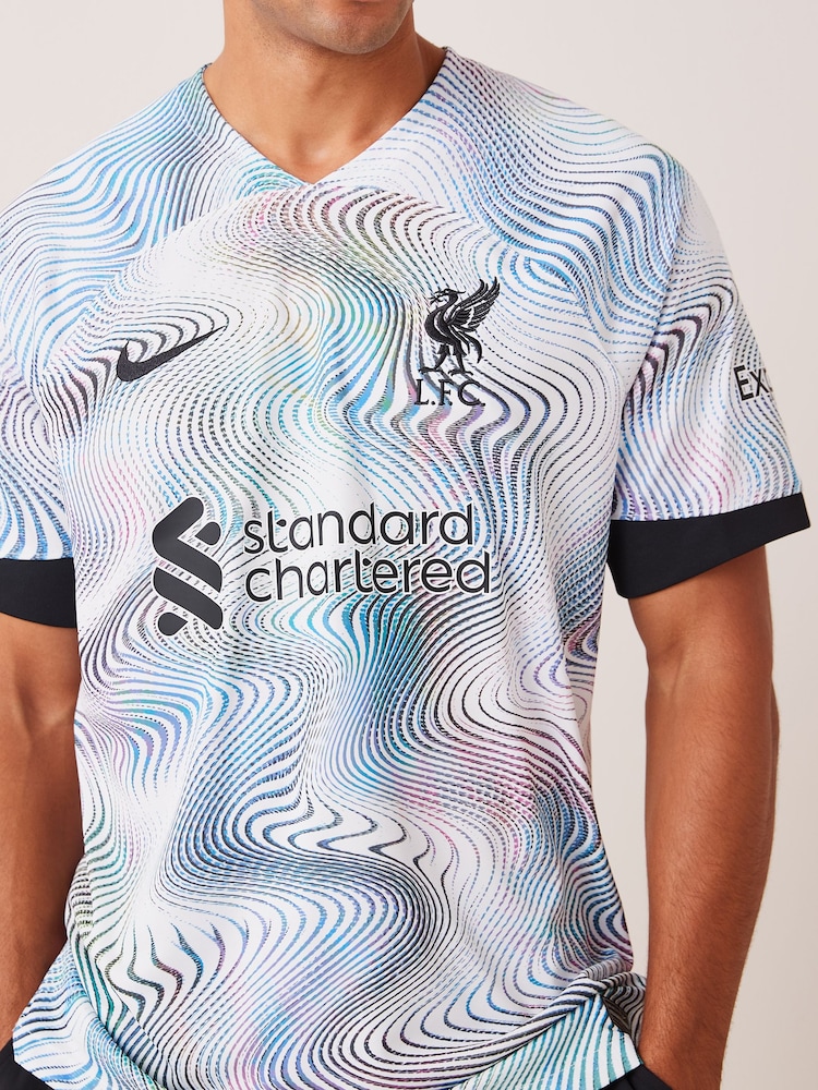 Nike White Blank Liverpool FC 22/23 Stadium Away Shirt - Image 4 of 12