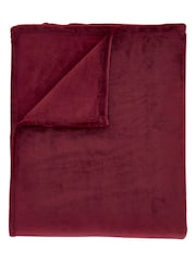 Catherine Lansfield Burgundy Red Raschel Velvet Touch Plush Extra Large Throw - Image 4 of 4