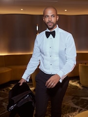 White Pleated Double Cuff 100% Cotton Dress Shirt With Cutaway Collar - Image 1 of 4