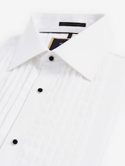 White Pleated Double Cuff 100% Cotton Dress Shirt With Cutaway Collar - Image 3 of 4