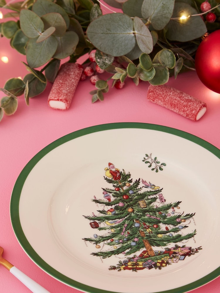 Spode Set of 4 White Christmas Tree Plates 27cm - Image 1 of 4