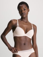 Licht beige - Calvin Klein - Verleidelijke comfortabel licht liftende demi-beha - Image 1 of 5
