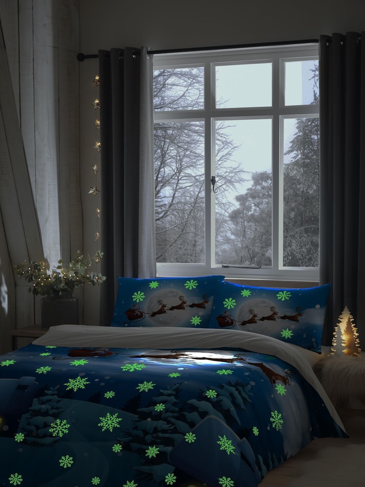 Bedlam Blue Santa Glow in the Dark Christmas Duvet Cover and Pillowcase Set - Image 2 of 4