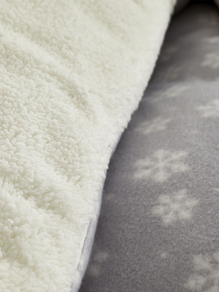 Catherine Lansfield Grey Cosy Snowman Teddy Fleece Duvet Cover And Pillowcase Set - Image 4 of 4