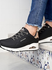 Черный - Женские кроссовки для стандартной стопы Skechers Uno - Изображение 1 из 5