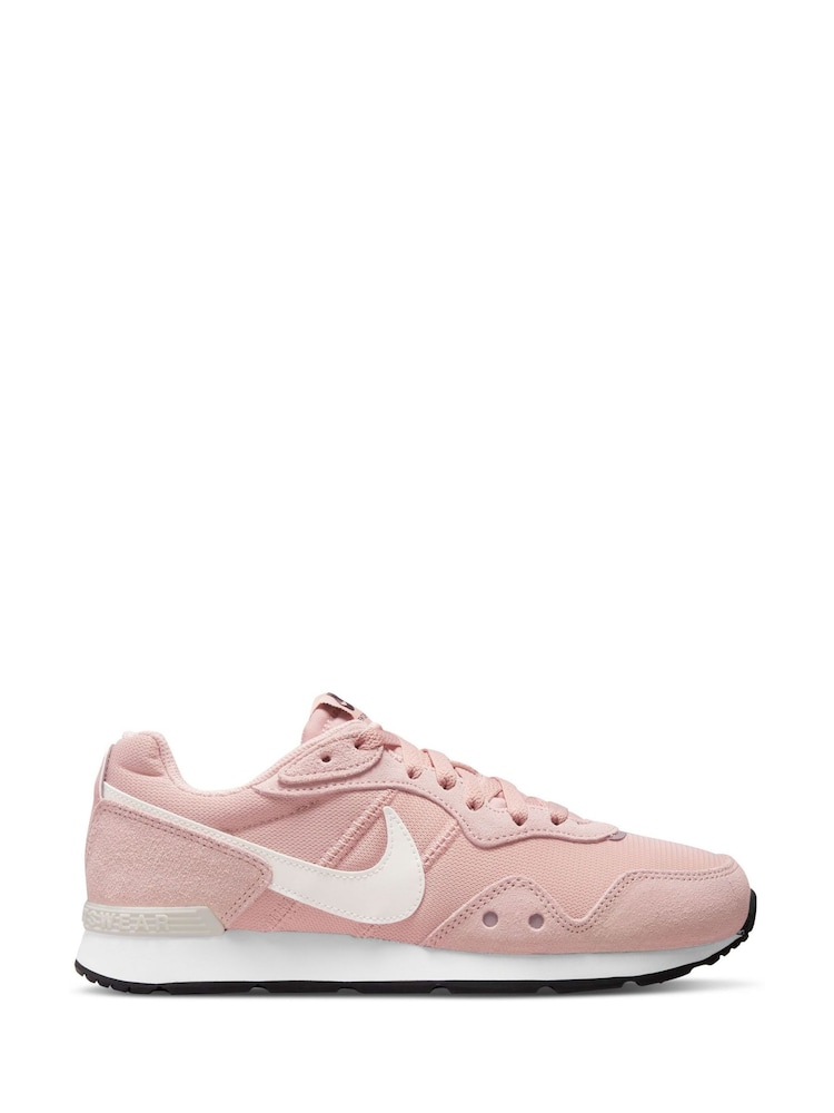 Pink - Nike Venture Laufschuhe - Bild 1 von 10 Pink - Nike Venture Laufschuhe - Bild 1 von 10