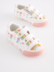 Weiß, Regenbogen, Verzierung - Turnschuhe mit Klettverschluss und verziertem Riemen - Bild 7 von 7