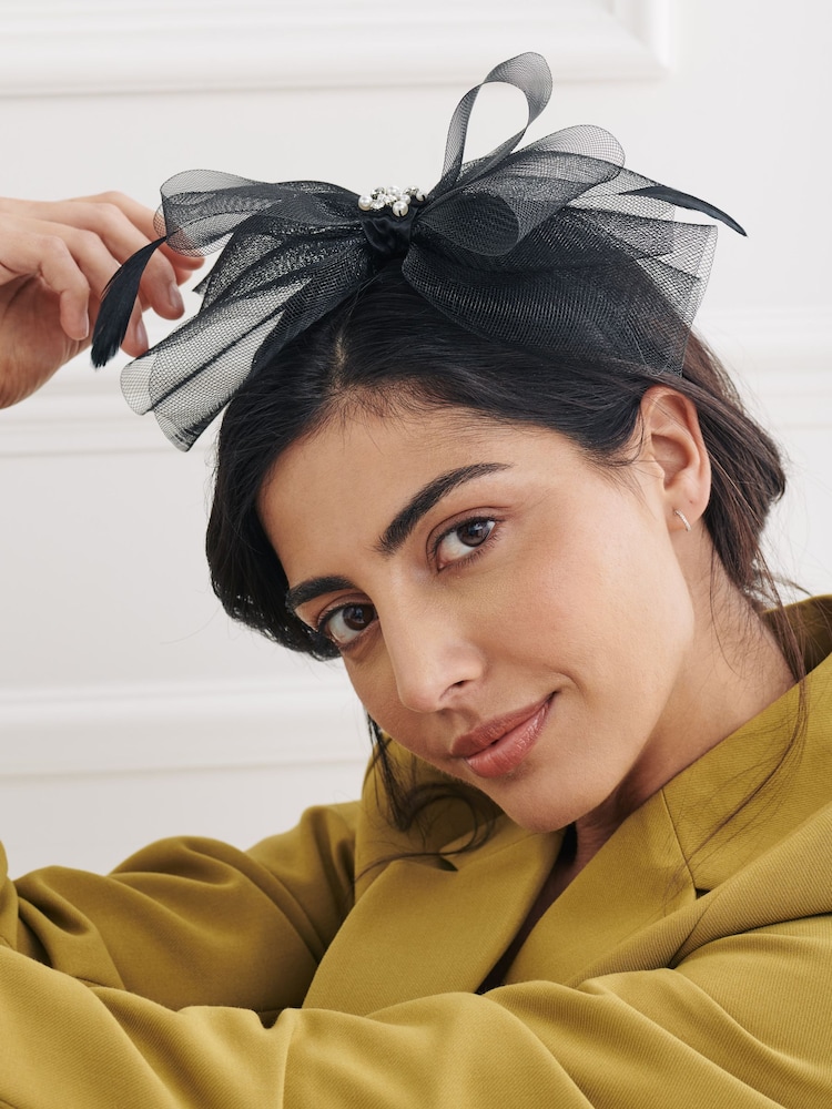Black Wedding Fascinator - Image 2 of 3 Black Wedding Fascinator - Image 2 of 3