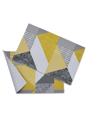 Catherine Lansfield Set of 2 Yellow Larsson Geo Wipeable 100% Cotton Placemats - Image 4 of 4