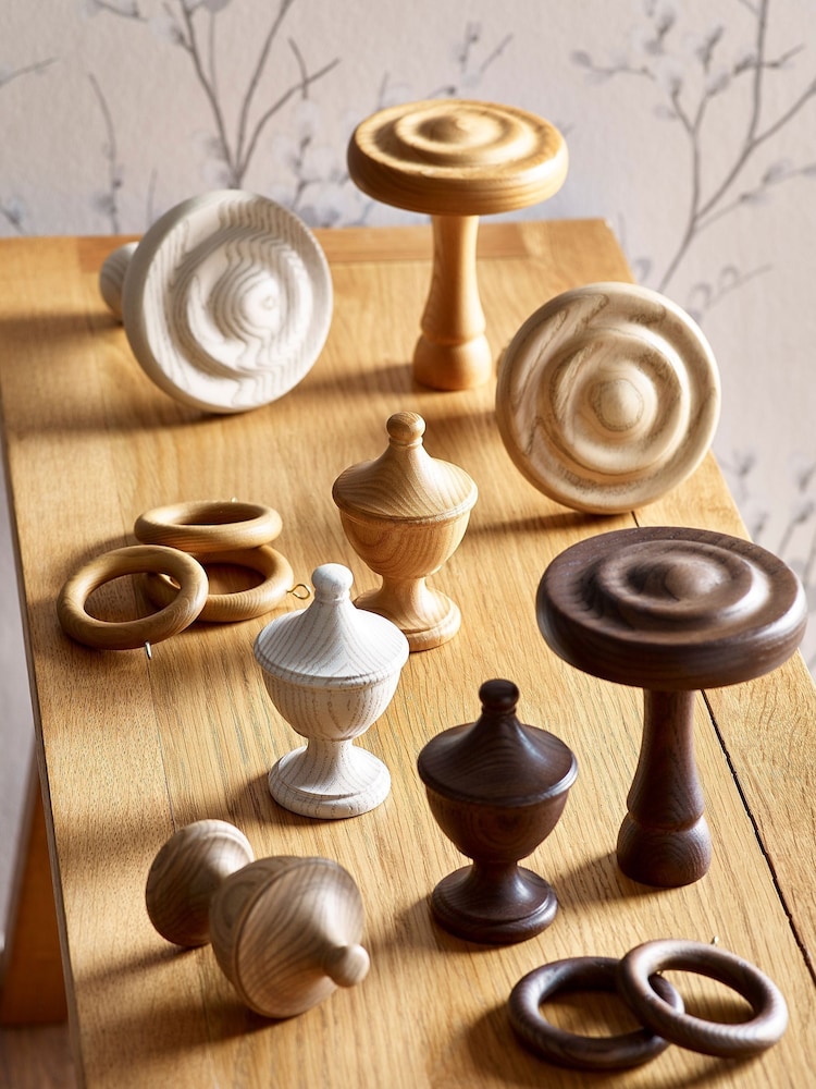 Laura Ashley Dark Chestnut Haywood Curtain Pole - Image 2 of 4
