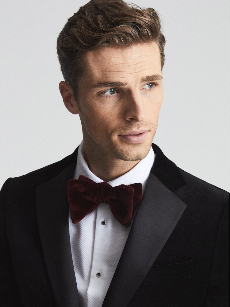 Reiss Burgundy Hike Velvet Bow Tie - Image 2 of 4