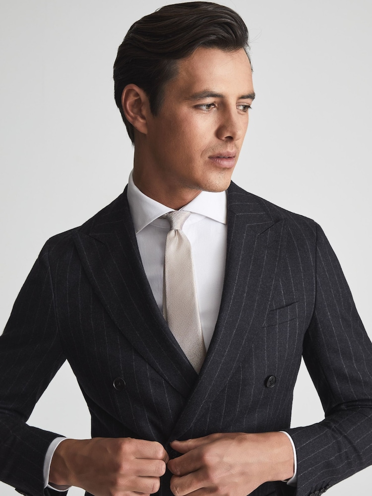 Reiss Champagne Ceremony Textured Silk Tie - Image 2 of 4