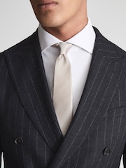 Reiss Champagne Ceremony Textured Silk Tie - Image 4 of 4