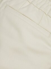Reiss White Brighton Casual Cropped Tapered Trousers - Image 5 of 5