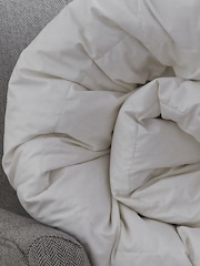 Silentnight Platinum Hungarian Goose Down 10.5 Tog Duvet - Image 3 of 3